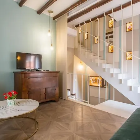 Апартаменты Frangipane 31 Monti Terrace Рим