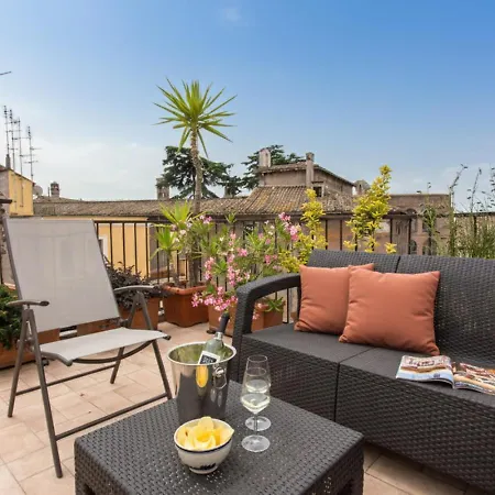 Frangipane 31 Monti Terrace Lejlighed